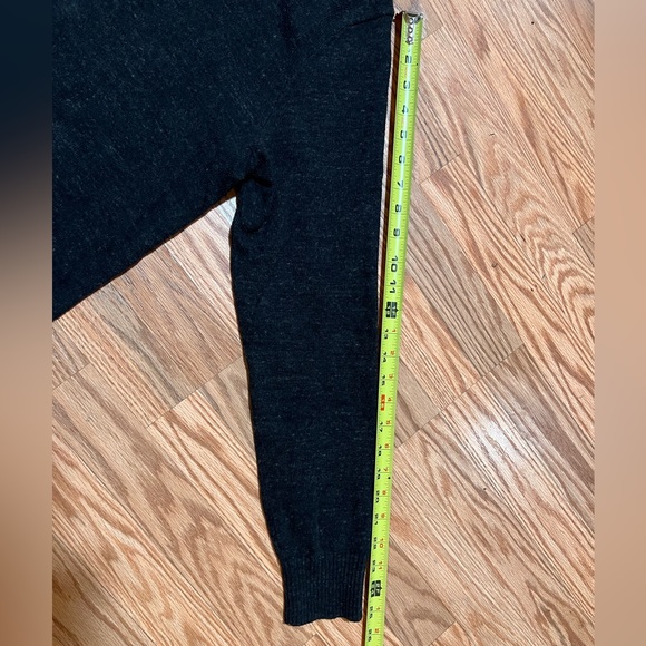 Gap Sweater Charcoal Grey - Picture 9 of 13